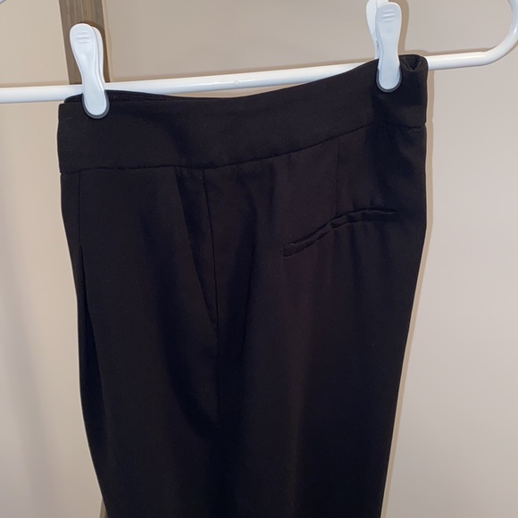 Simons - Picture 2 of 5